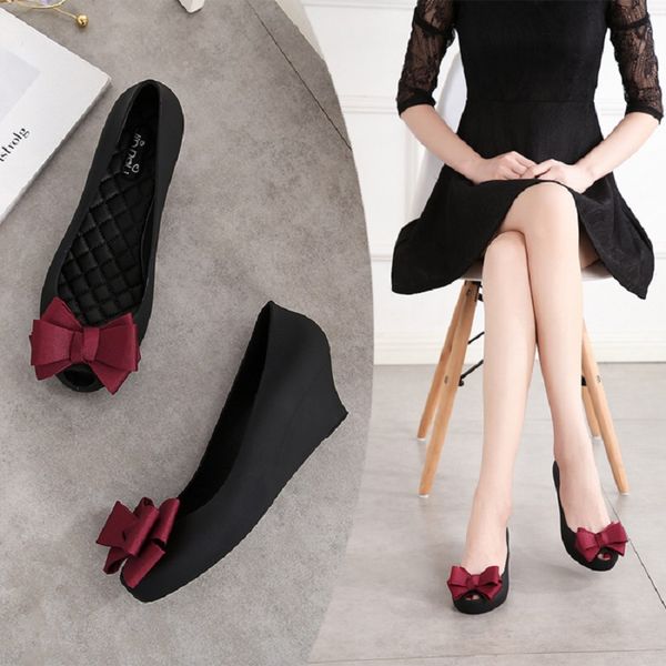 yuzui wedge sandals female 2020 summer new waterproof sponge cake jelly rain shoes sponge cake heel shoes plastic rubber, Black
yuzui wedge sandals female 2020 summer new waterproof sponge cake jelly rain shoes sponge cake heel shoes plastic rubber, Black
