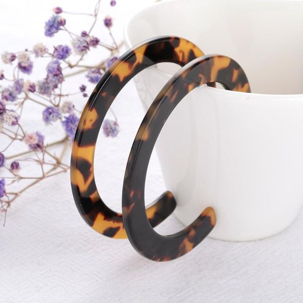 new tortoiseshell brincos earring for women round c circle hoop earring for women elegant design jewelry birthday gift pendiente, Golden 
new tortoiseshell brincos earring for women round c circle hoop earring for women elegant design jewelry birthday gift pendiente, Golden