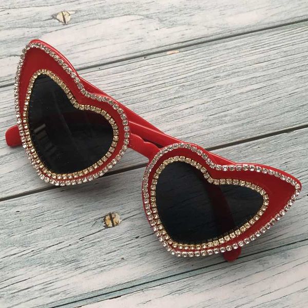 zaolihu lovly red heat sunglass women 2020 designer golden diamond chain handmade ladies sun glasses uv400, White;black
zaolihu lovly red heat sunglass women 2020 designer golden diamond chain handmade ladies sun glasses uv400, White;black
