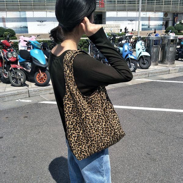 cotton women canvas shopping vest bags leopard print shoulder bags casual eco reusable handbags tote
cotton women canvas shopping vest bags leopard print shoulder bags casual eco reusable handbags tote