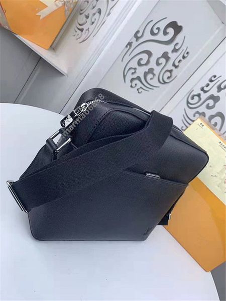 men classic bag designer messenger shoulder bag briefcase fashion brand crossbody outdoor busine leather large capacity handbag famous 33427
men classic bag designer messenger shoulder bag briefcase fashion brand crossbody outdoor busine leather large capacity handbag famous 33427