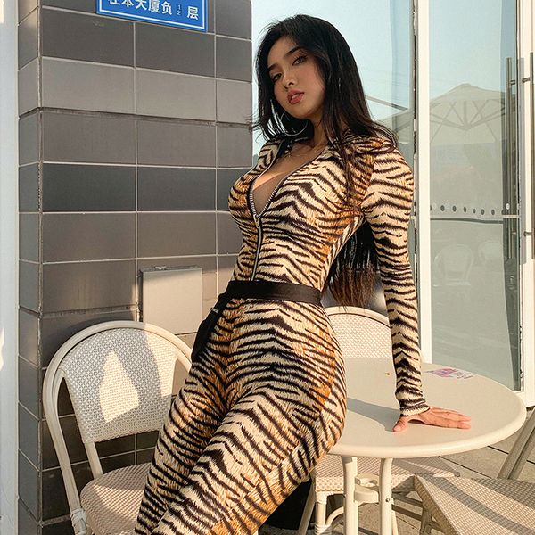 women jumpsuit ladies turtle neck tiger skin print zipper long sleeve jumpsuits sportswear overall women romper, Black;white
women jumpsuit ladies turtle neck tiger skin print zipper long sleeve jumpsuits sportswear overall women romper, Black;white