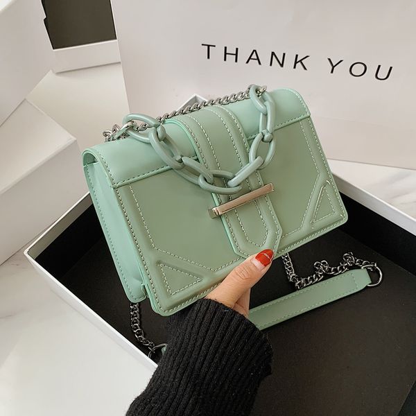new original design fashion square handbag & elegant chain shoulder bag width 18cm height 13cm thickness 7cm
new original design fashion square handbag & elegant chain shoulder bag width 18cm height 13cm thickness 7cm