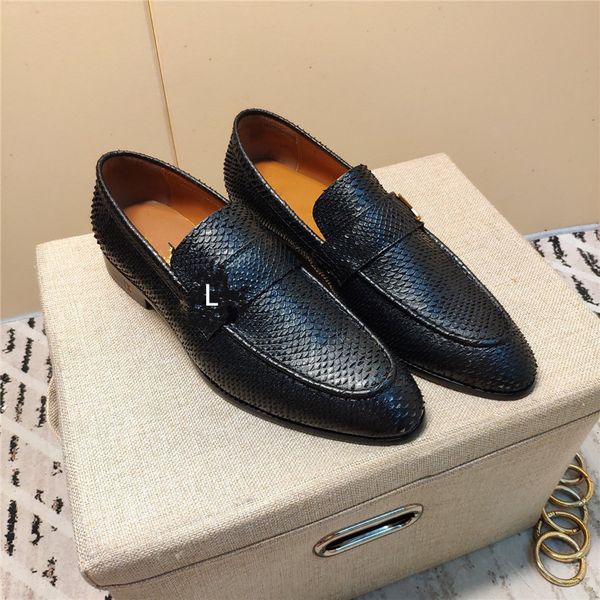ltalian luxury designer formal mens dress shoes genuine leather black basic flats for men wedding office plus size oxford 19ss
ltalian luxury designer formal mens dress shoes genuine leather black basic flats for men wedding office plus size oxford 19ss