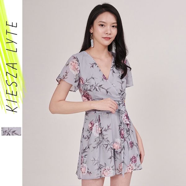 women floral print jumpsuit fashion blue chiffon slash v neck wrap short rompers 2020 summer beach overalls, Black;white
women floral print jumpsuit fashion blue chiffon slash v neck wrap short rompers 2020 summer beach overalls, Black;white