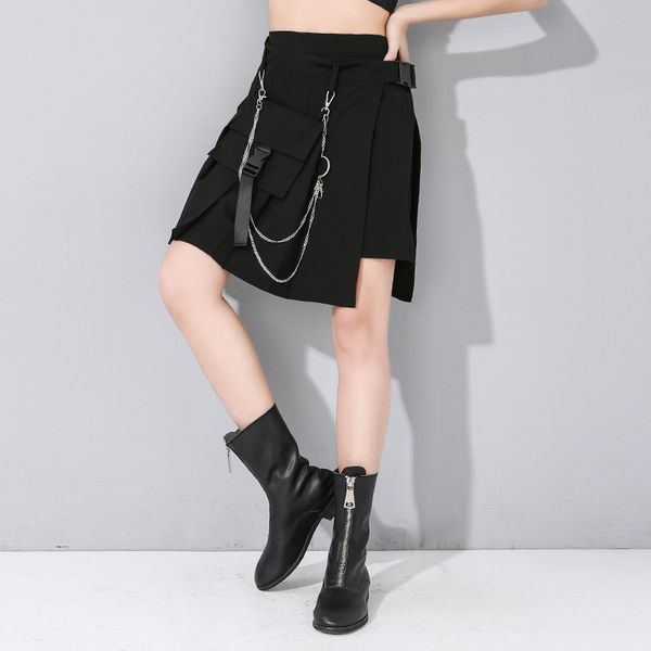 lanmrem chain decoration pocket fake two short pants streetwear personality wide-leg shorts tide female 2020 new spring pc847, White;black
lanmrem chain decoration pocket fake two short pants streetwear personality wide-leg shorts tide female 2020 new spring pc847, White;black