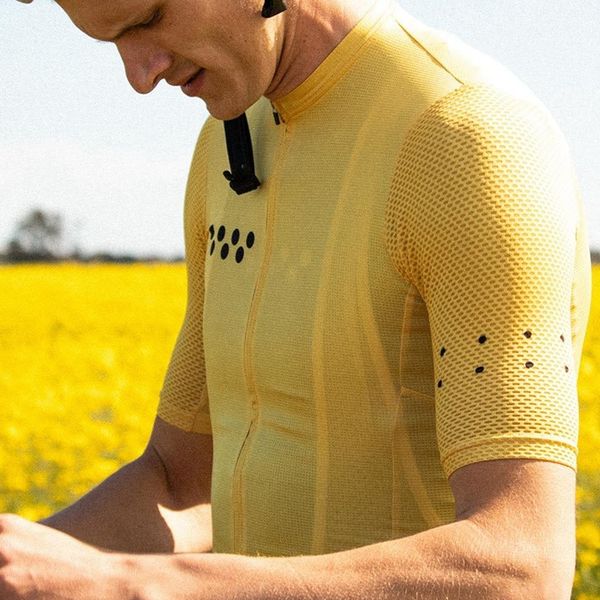 team the pedla new air mesh short sleeve cycling jersey men colorful rainbow color series go pro riding shirt pink red sportwear, Black;red
team the pedla new air mesh short sleeve cycling jersey men colorful rainbow color series go pro riding shirt pink red sportwear, Black;red