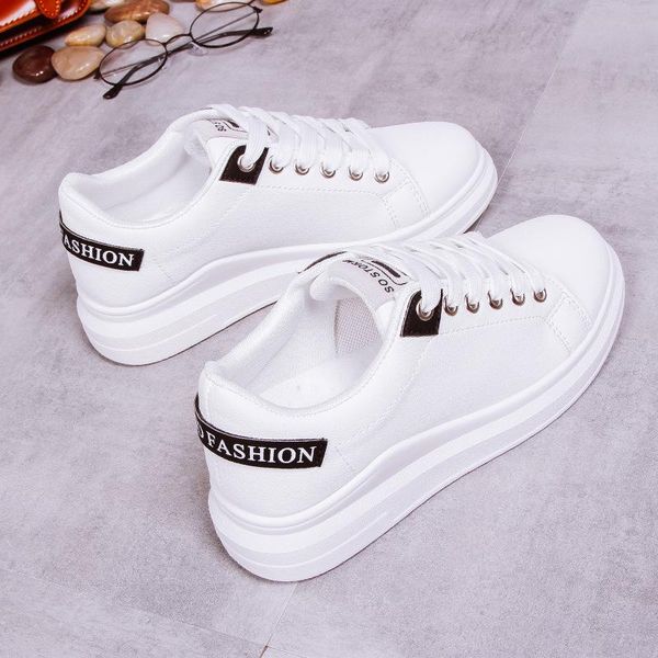 2019 autumn new women's shoes korean version of the wild low to help flat-bottomed street shooting students white women, Black
2019 autumn new women's shoes korean version of the wild low to help flat-bottomed street shooting students white women, Black