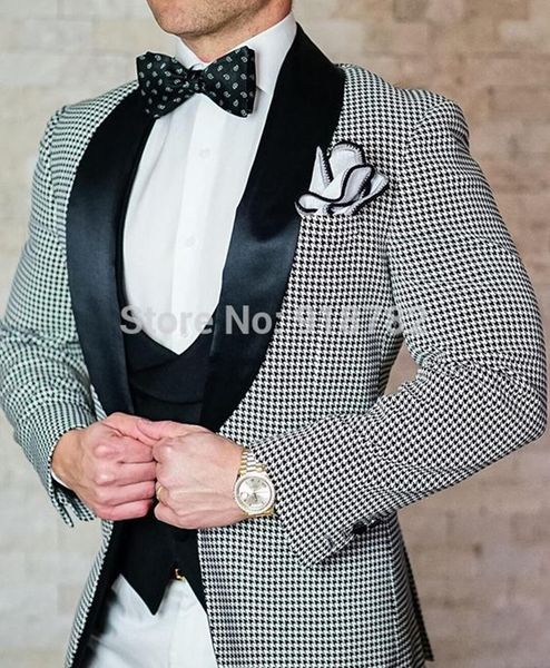 one button handsome shawl lapel groom tuxedos men suits wedding/prom/dinner man blazer(jacket+pants+tie+vest) w171, Black;gray
one button handsome shawl lapel groom tuxedos men suits wedding/prom/dinner man blazer(jacket+pants+tie+vest) w171, Black;gray
