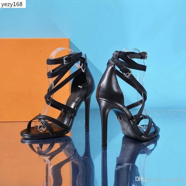 high heel sandals women stiletto heel shoe black slip-on female weding party sandals size 35-41
high heel sandals women stiletto heel shoe black slip-on female weding party sandals size 35-41