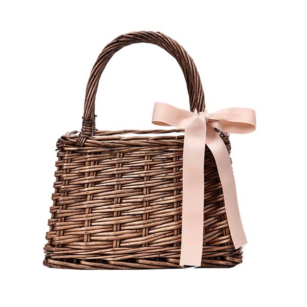 new summer fashion woman spliced bow brown color double handles light portable straw handbag
new summer fashion woman spliced bow brown color double handles light portable straw handbag