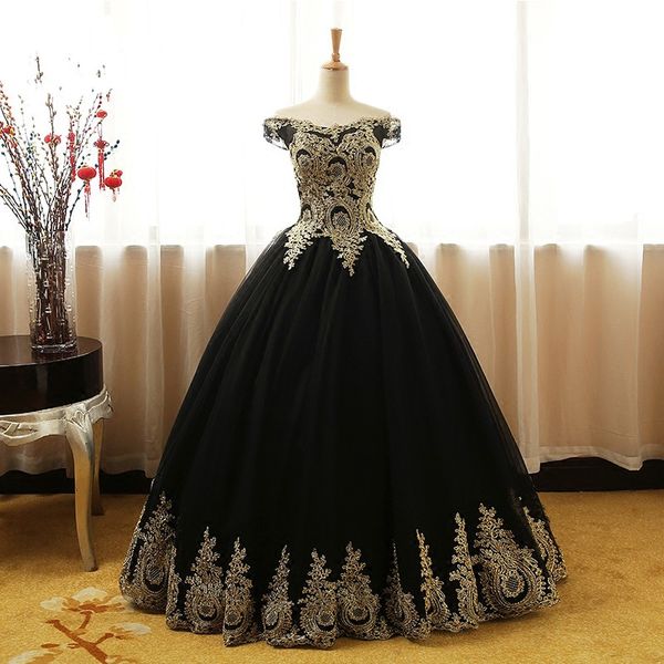 Black And Gold Ball Gown Evening Prom Dress Off the shoulder Lace With Sleeves Corset Back Long Cheap Formal Red Carpet Celebrity Dress
Black And Gold Ball Gown Evening Prom Dress Off the shoulder Lace With Sleeves Corset Back Long Cheap Formal Red Carpet Celebrity Dress