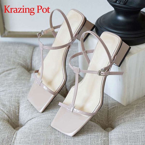 krazing pot new full grain leather vintage modern noble square toe med square heels summer sandals buckle straps women shoes l05, Black
krazing pot new full grain leather vintage modern noble square toe med square heels summer sandals buckle straps women shoes l05, Black