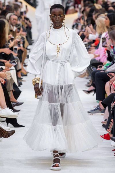 2020 весна лето с длинным рукавом стенд воротник моды милан runway костюмам платье бренда платье same style 2020-1.8-7, Black
2020 весна лето с длинным рукавом стенд воротник моды милан runway костюмам платье бренда платье same style 2020-1.8-7, Black
