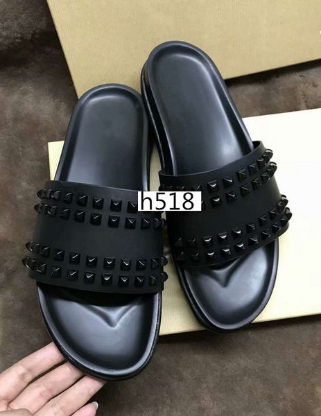 donna flat slippers designer luxury red bottoms shoes men's rivet junior spikes flat slipperswith boxs, Black
donna flat slippers designer luxury red bottoms shoes men's rivet junior spikes flat slipperswith boxs, Black