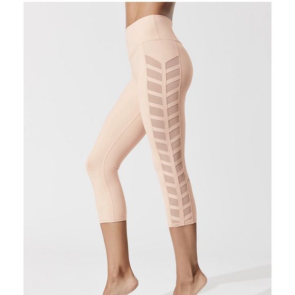 cropped leggings for women gym high waist workout leggings mesh hollow out sport fitness quick dry apricot yoga pants, White;red
cropped leggings for women gym high waist workout leggings mesh hollow out sport fitness quick dry apricot yoga pants, White;red