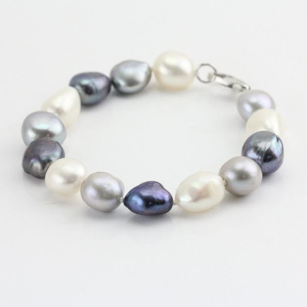 11-12mm large baroque pearl bracelet,white grey black mixes color freshwater pearl bracelet,irregular nugget pearl jewelry
11-12mm large baroque pearl bracelet,white grey black mixes color freshwater pearl bracelet,irregular nugget pearl jewelry