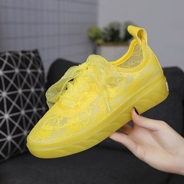 2019 new women running shoes lace female hollow embroidery breathable brand white yellow platform light slip on trainers
2019 new women running shoes lace female hollow embroidery breathable brand white yellow platform light slip on trainers
