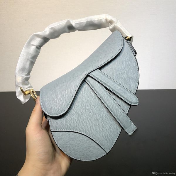new designer womens handbag fashion letter shoulder bag genuine leather messenger clutch purse luxury saddle bag
new designer womens handbag fashion letter shoulder bag genuine leather messenger clutch purse luxury saddle bag
