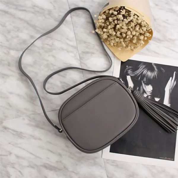 sell style classic fashion bags women handbag bag shoulder bags lady small tassels totes handbags bags 26527
sell style classic fashion bags women handbag bag shoulder bags lady small tassels totes handbags bags 26527