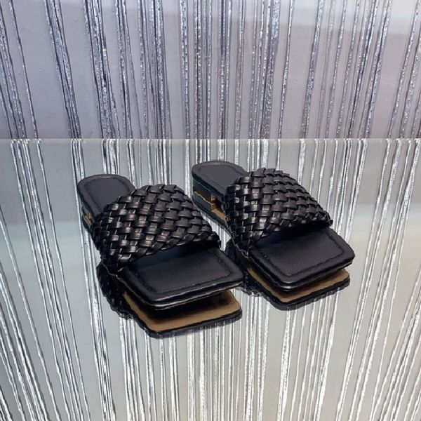 2020 summer new weave solid women slippers runway square toe flat shoes fashion ladies beach sandals shoes, Black
2020 summer new weave solid women slippers runway square toe flat shoes fashion ladies beach sandals shoes, Black