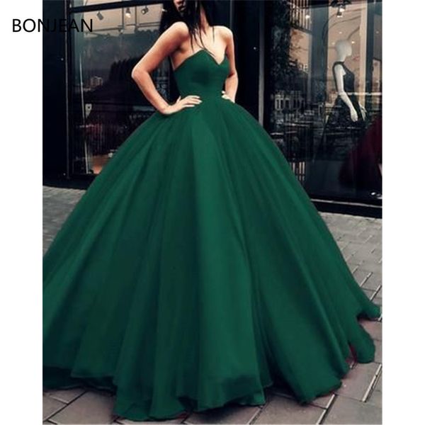 prom dresses a-line v-neck bodice corset organza sweep brush train sequins dresses long formal fancy evening dress gowns 2019, White;black
prom dresses a-line v-neck bodice corset organza sweep brush train sequins dresses long formal fancy evening dress gowns 2019, White;black