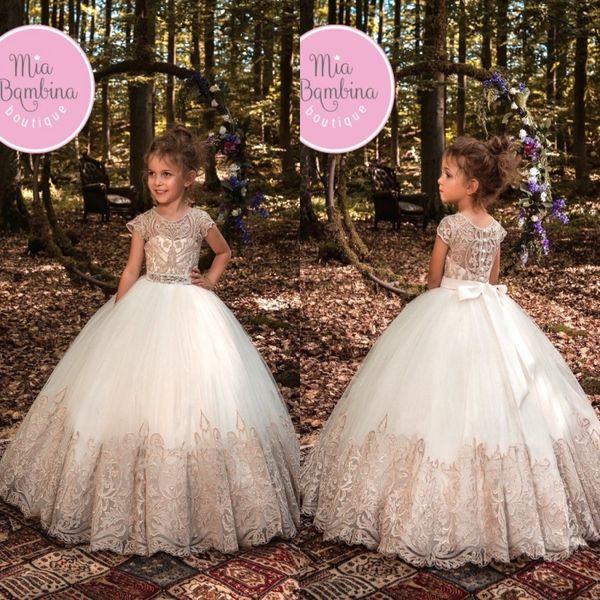 new design lovely girls pageant dress ball gown lace applique crystals bow sash floor length cute flower girl dress ba7745, White;red
new design lovely girls pageant dress ball gown lace applique crystals bow sash floor length cute flower girl dress ba7745, White;red
