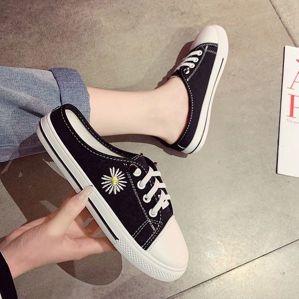 2020 new summer mule lazy xie wang red little daisy sandals and slippers canvas baotou ban tuo xie female outer wear, Black
2020 new summer mule lazy xie wang red little daisy sandals and slippers canvas baotou ban tuo xie female outer wear, Black
