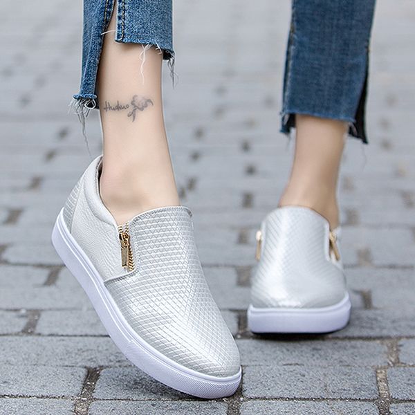 2019 new women single shoes casual flat bottom non-slip size 36-41 double zipper lazy snake pattern waterproof women shoes, Black
2019 new women single shoes casual flat bottom non-slip size 36-41 double zipper lazy snake pattern waterproof women shoes, Black