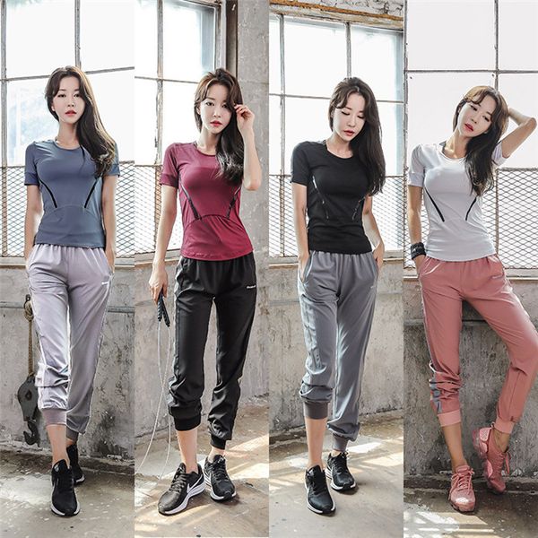 4 colors womens yoga suit thin yoga clothes morning run quick-drying yoga set sports slim fit breathable tracksuits two-piece
4 colors womens yoga suit thin yoga clothes morning run quick-drying yoga set sports slim fit breathable tracksuits two-piece