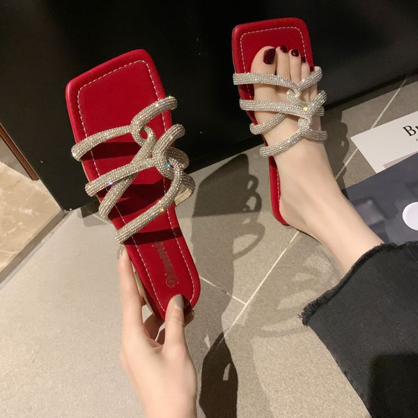 crystal narrow band flat slippers women open toe slides shiny cross band outdoor fashion square toe slippers women slides 2020, Black
crystal narrow band flat slippers women open toe slides shiny cross band outdoor fashion square toe slippers women slides 2020, Black