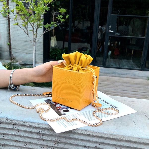 women's messenger bags fashion simple all-purpose square shape small bucket bag string solid color single shoulder messenger bag
women's messenger bags fashion simple all-purpose square shape small bucket bag string solid color single shoulder messenger bag