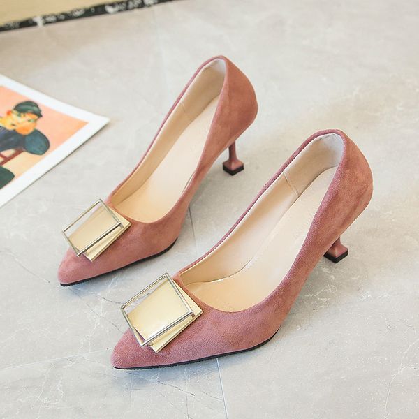 2020 new female high heels woman fashion metal decoration spring women concise elegant high-heeled shoes w37-69, Black 
2020 new female high heels woman fashion metal decoration spring women concise elegant high-heeled shoes w37-69, Black