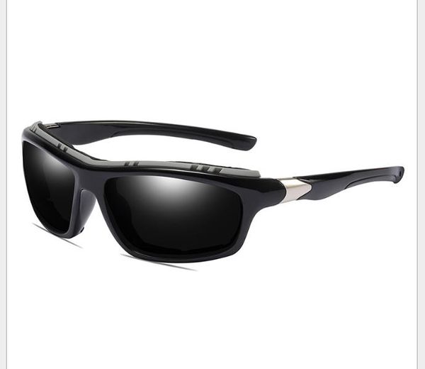 polarizing sunglasses for outdoor cycling brilliant windbreak bicycle mountaineering sunglasses, White;black
polarizing sunglasses for outdoor cycling brilliant windbreak bicycle mountaineering sunglasses, White;black