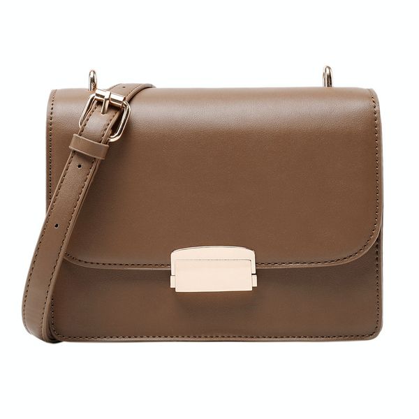 2019 south korea autumn and winter new retro solid lock single shoulder small square bag women's bag fashion simple versatile
2019 south korea autumn and winter new retro solid lock single shoulder small square bag women's bag fashion simple versatile