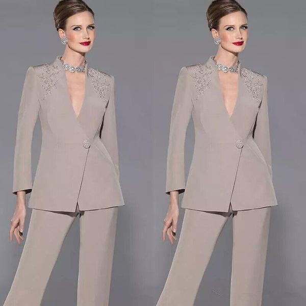 new arrival 2020 mother of the bride two-piece mother of bride pant suit wedding mother's groom dress long sleeve wedding guest dress, Black;red
new arrival 2020 mother of the bride two-piece mother of bride pant suit wedding mother's groom dress long sleeve wedding guest dress, Black;red