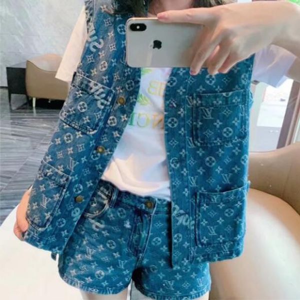 women denim vintage letter jacquard two piecents shirt vest jacket+shorts mini pants female runway cowboy shirt sets, Black;white
women denim vintage letter jacquard two piecents shirt vest jacket+shorts mini pants female runway cowboy shirt sets, Black;white