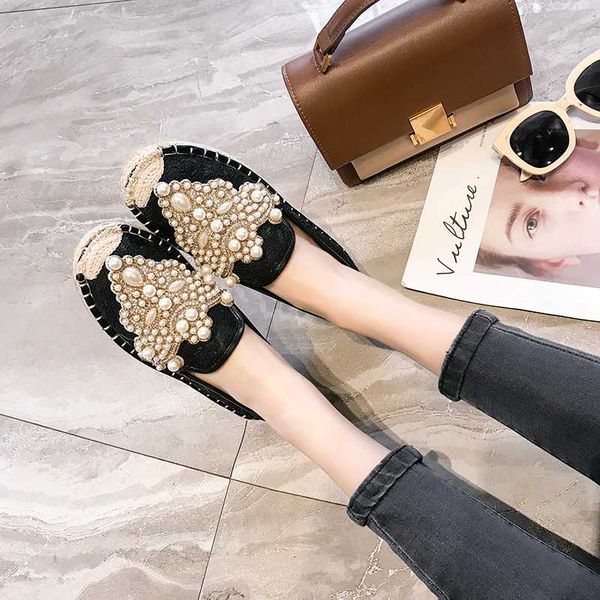 2020 spring and summer new wild fashion lazy shoes one pedal fisherman shoes female large size pearl flat, Black
2020 spring and summer new wild fashion lazy shoes one pedal fisherman shoes female large size pearl flat, Black