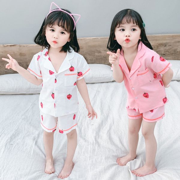 two piece pajamas set kids baby girls short sleeve shirt + shorts strawberry cotton button cardigan sleepwear toddler 1 to 8 yrs, Blue;red
two piece pajamas set kids baby girls short sleeve shirt + shorts strawberry cotton button cardigan sleepwear toddler 1 to 8 yrs, Blue;red