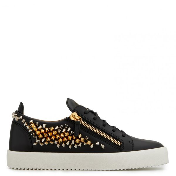 fashion luxury spikes men shoes rivet casual suede platform mens low-lace-up motorcycle shoe sneakers, Black
fashion luxury spikes men shoes rivet casual suede platform mens low-lace-up motorcycle shoe sneakers, Black