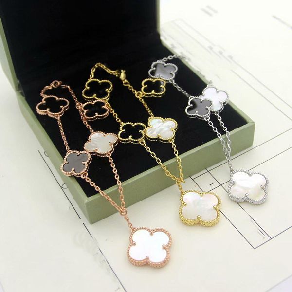fashion new arrive lady titanium steel 18k plated gold chain bracelets with 5 motifs mother of pearl onyx four leaf flower pendants, Black
fashion new arrive lady titanium steel 18k plated gold chain bracelets with 5 motifs mother of pearl onyx four leaf flower pendants, Black