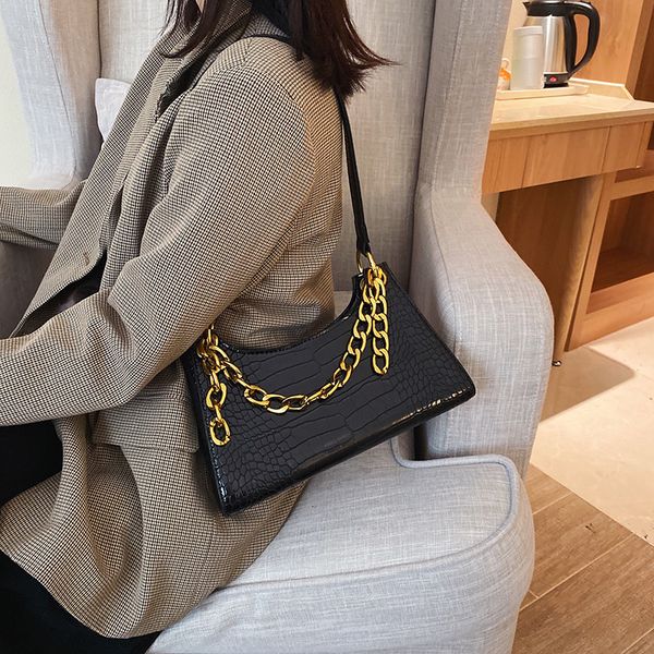 alligator pattern leather crossbody bags for women small chain handbag fashion quality ladies designer evening shoulder bags
alligator pattern leather crossbody bags for women small chain handbag fashion quality ladies designer evening shoulder bags