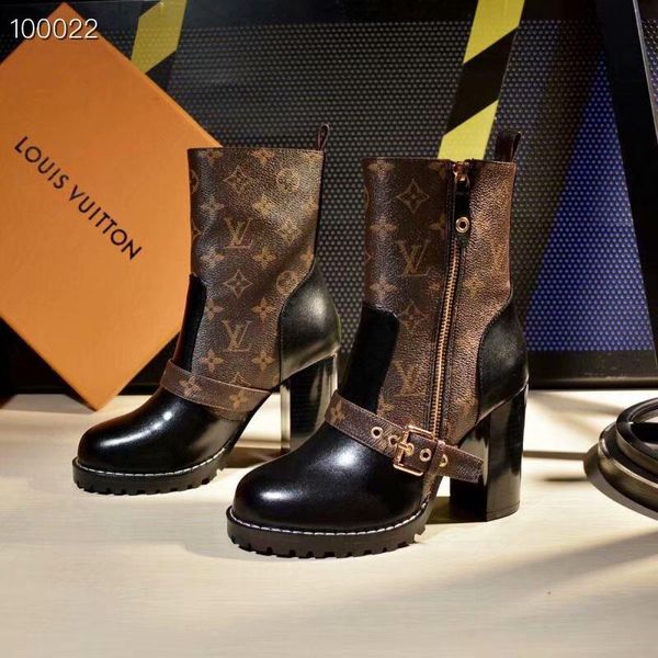 new fashion luxurious lady thick heel heel booties casual fashion lady buckle ankle strap lace up high heel martin boots size 35-42, Black
new fashion luxurious lady thick heel heel booties casual fashion lady buckle ankle strap lace up high heel martin boots size 35-42, Black