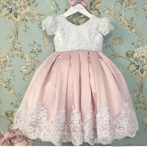 vintage ball gown lace flower girls dresses with short sleeves for weddings toddler birthday gowns ankle length beaded first communion dress, White;red
vintage ball gown lace flower girls dresses with short sleeves for weddings toddler birthday gowns ankle length beaded first communion dress, White;red