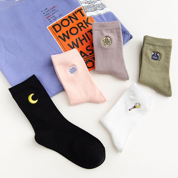 cute creative cat embroidery cotton women socks cartoon funny monster socks lovely heart fashion, Black;white
cute creative cat embroidery cotton women socks cartoon funny monster socks lovely heart fashion, Black;white