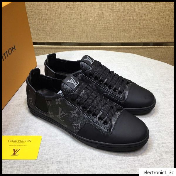 2019qwa spring and autumn men s casual sports shoes high-belt travel sneakers, with micro-standard, with the original box fast deliveryh
2019qwa spring and autumn men s casual sports shoes high-belt travel sneakers, with micro-standard, with the original box fast deliveryh
