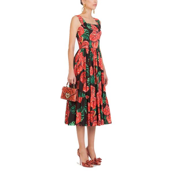 european 2020 summer brought a word printed strapless accept waist with long strap dress, White;black
european 2020 summer brought a word printed strapless accept waist with long strap dress, White;black