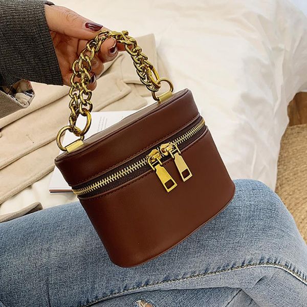 ladies retro bucket bag large capacity retro crossbody bag solid color leather bucket tote bags for women 2020 bolso mujer @11
ladies retro bucket bag large capacity retro crossbody bag solid color leather bucket tote bags for women 2020 bolso mujer @11