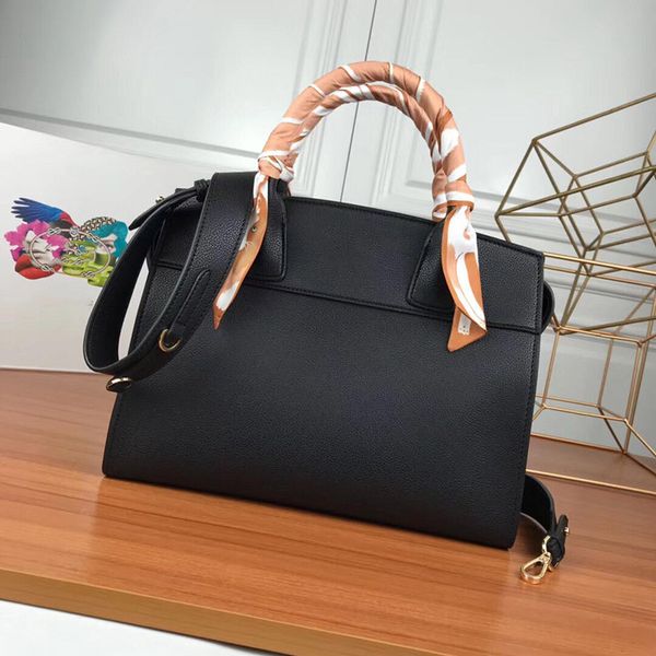 women designer handbags paa top quality genuine cowhide leather messenger crossbody shoulder bags tote clutch bag 2019 brand fashion purses
women designer handbags paa top quality genuine cowhide leather messenger crossbody shoulder bags tote clutch bag 2019 brand fashion purses