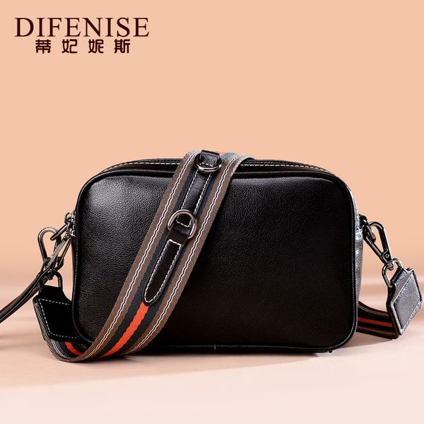 new fashion korean women's shoulder bag broadband women's messenger bag leather camera simple small square
new fashion korean women's shoulder bag broadband women's messenger bag leather camera simple small square